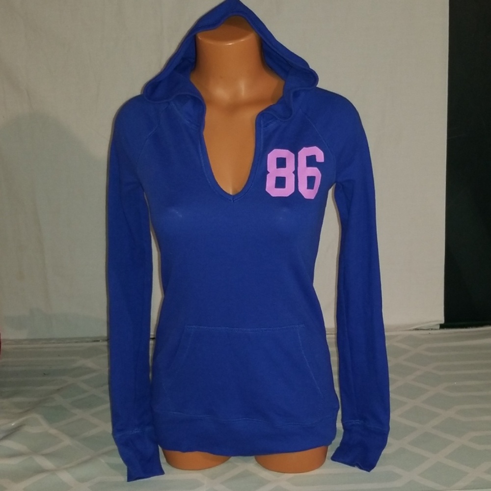 Victoria's Secret Pink Long Sleeved Top size Small